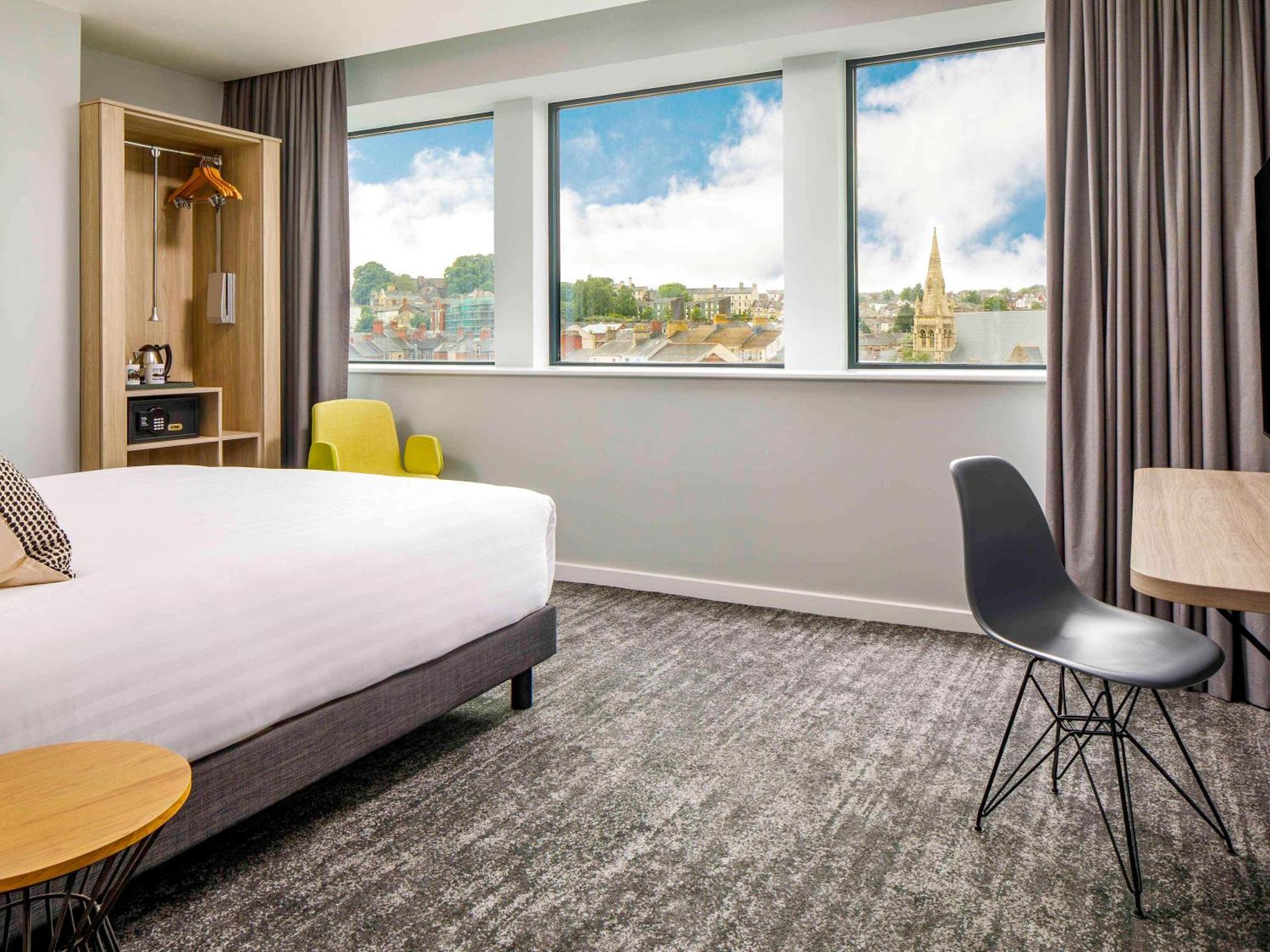 Mercure Newport Luaran gambar