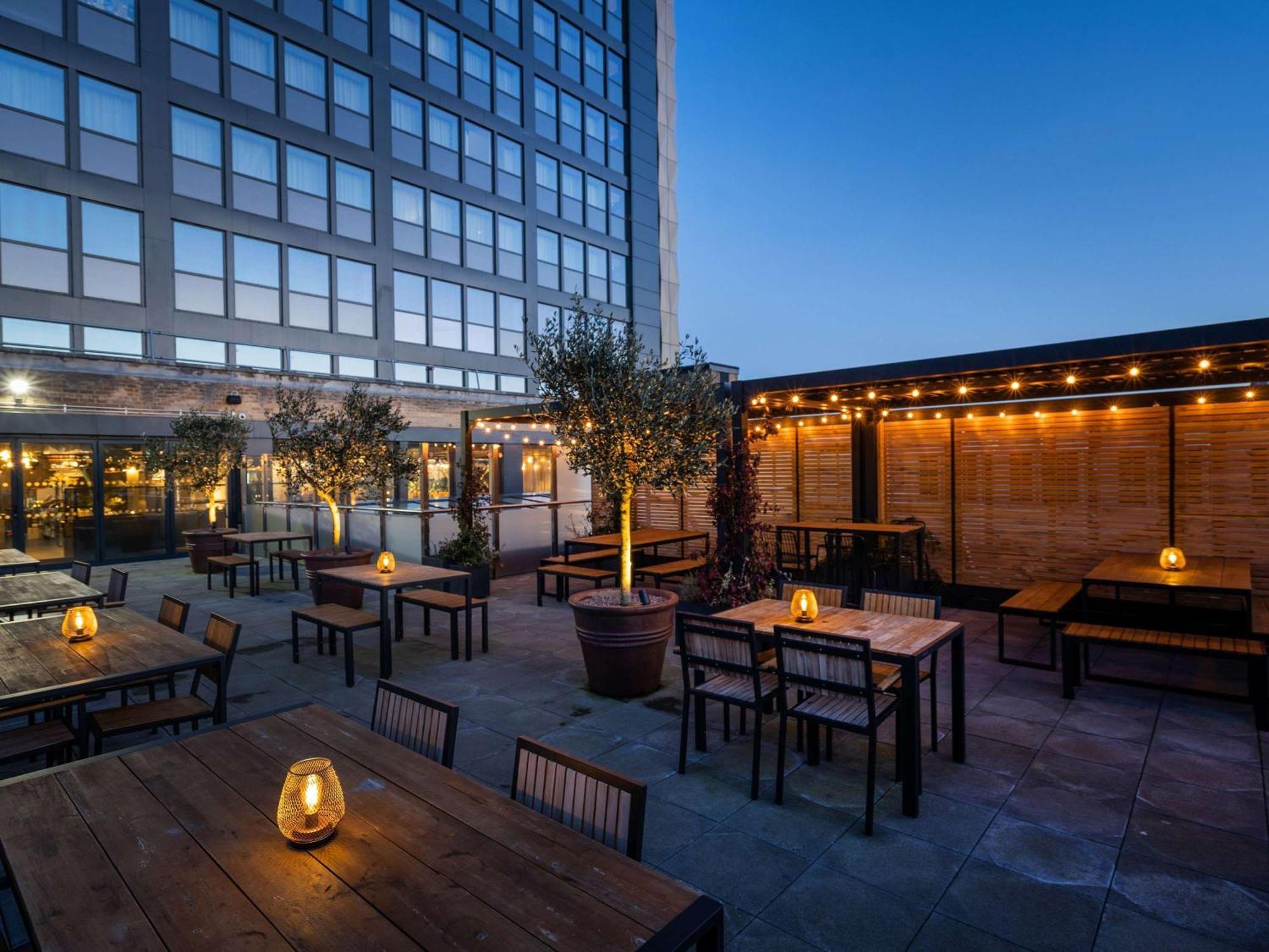 Mercure Newport Luaran gambar