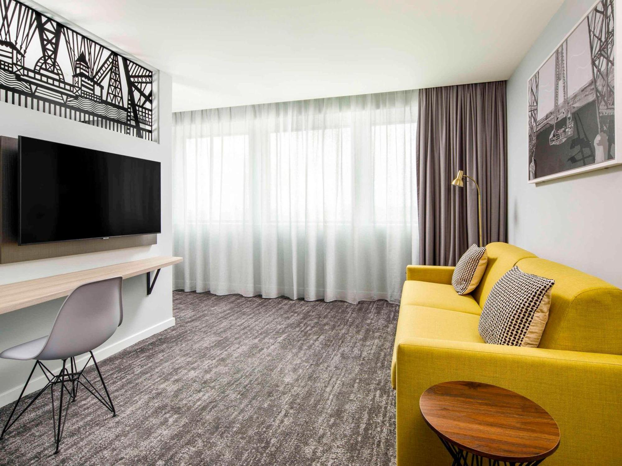 Mercure Newport Luaran gambar