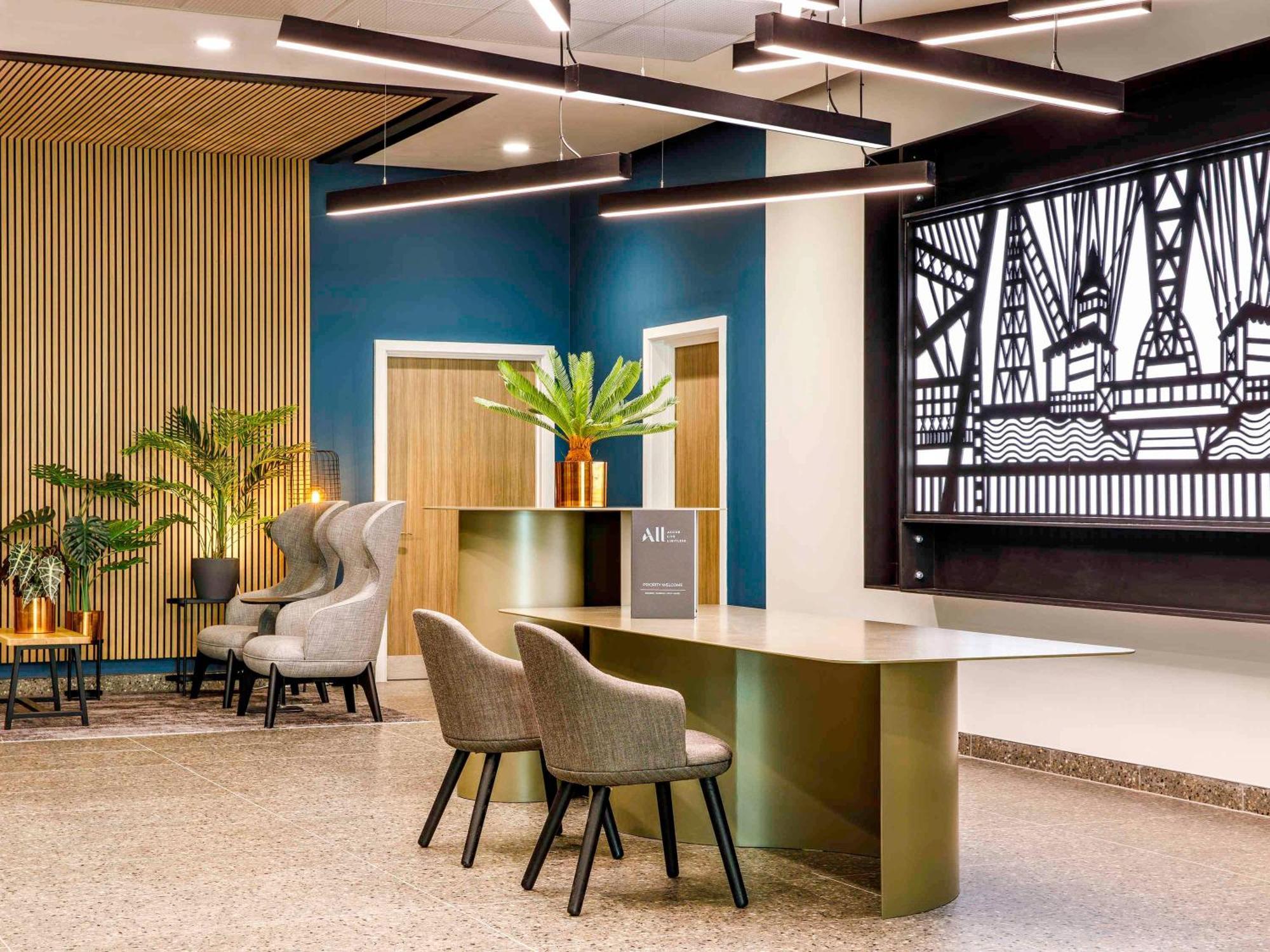 Mercure Newport Luaran gambar