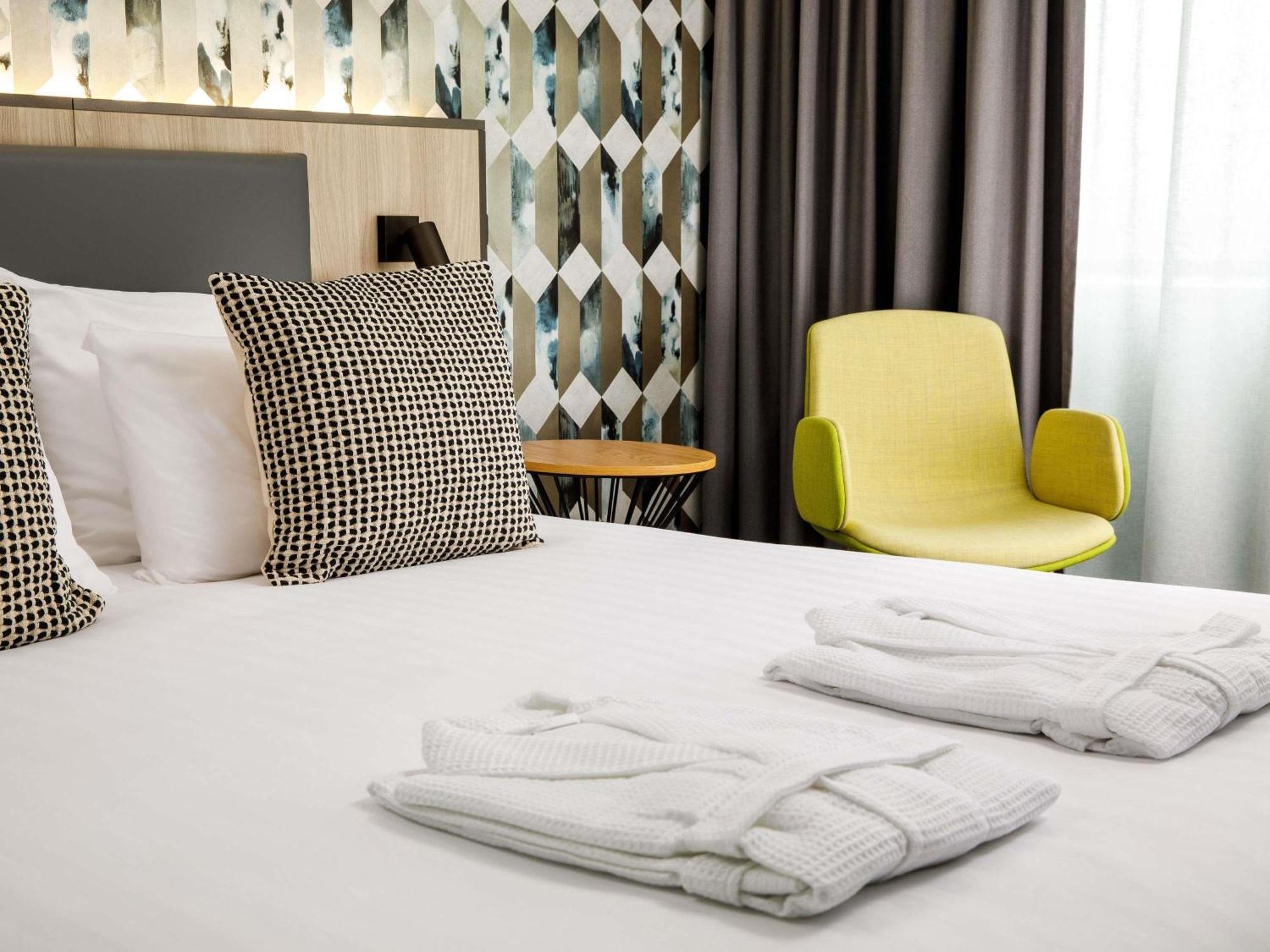 Mercure Newport Luaran gambar